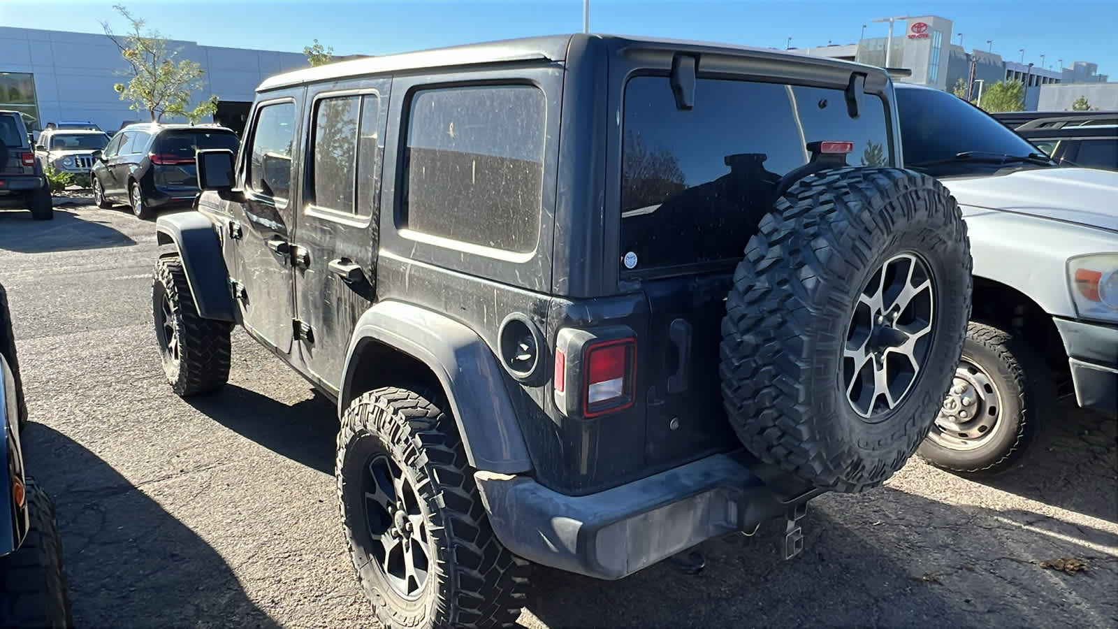Thumbnail: 2019 Jeep Wrangler - 9
