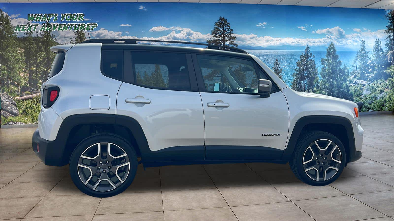 Thumbnail: 2019 Jeep Renegade - 4