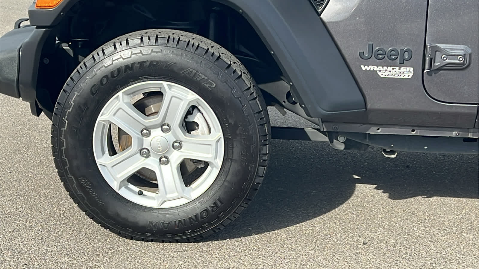 Thumbnail: 2021 Jeep Wrangler - 9