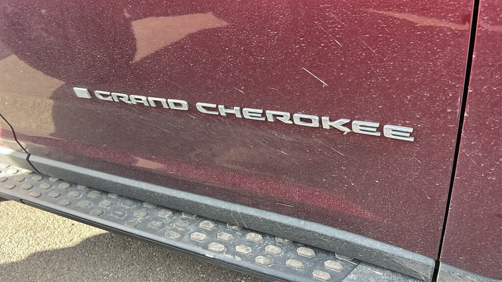 Used 2023 Jeep Grand Cherokee Limited SUV