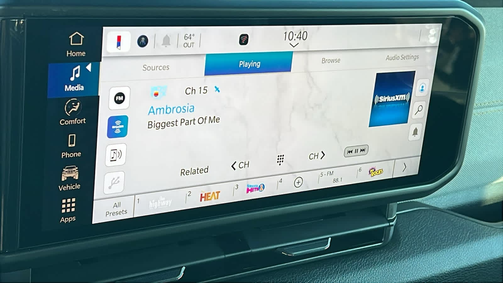 Thumbnail: 2026 Jeep Gladiator - 15