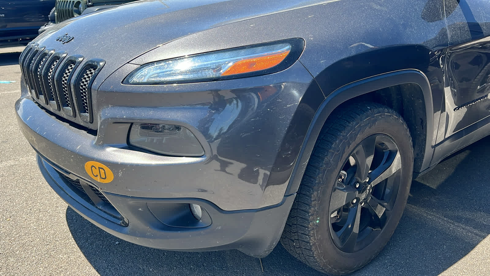 Thumbnail: 2018 Jeep Cherokee - 8