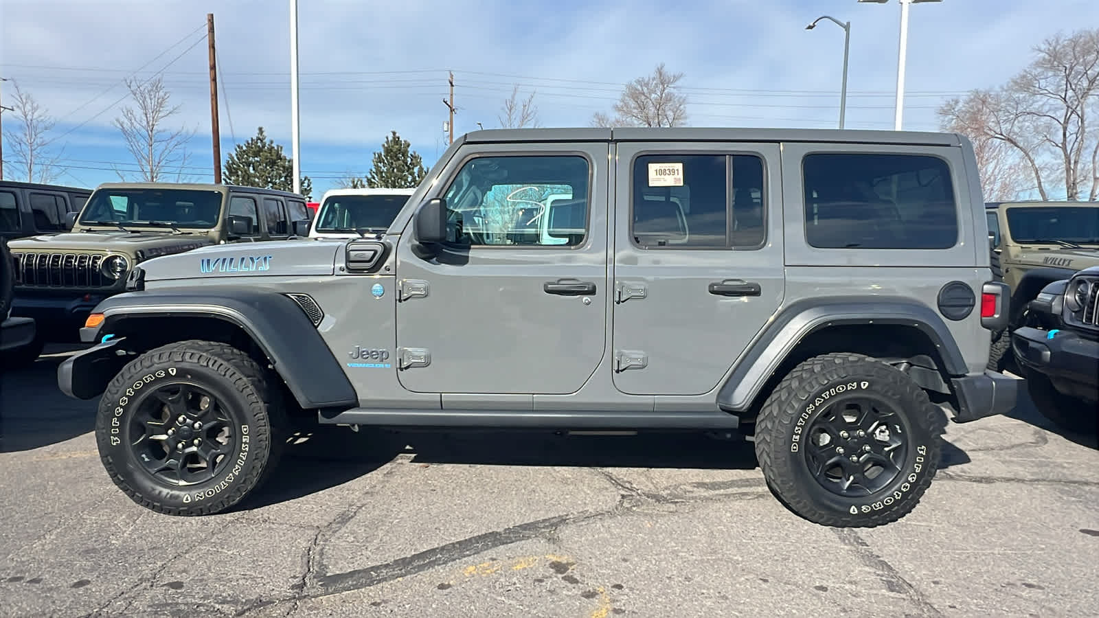 Thumbnail: 2023 Jeep Wrangler - 9