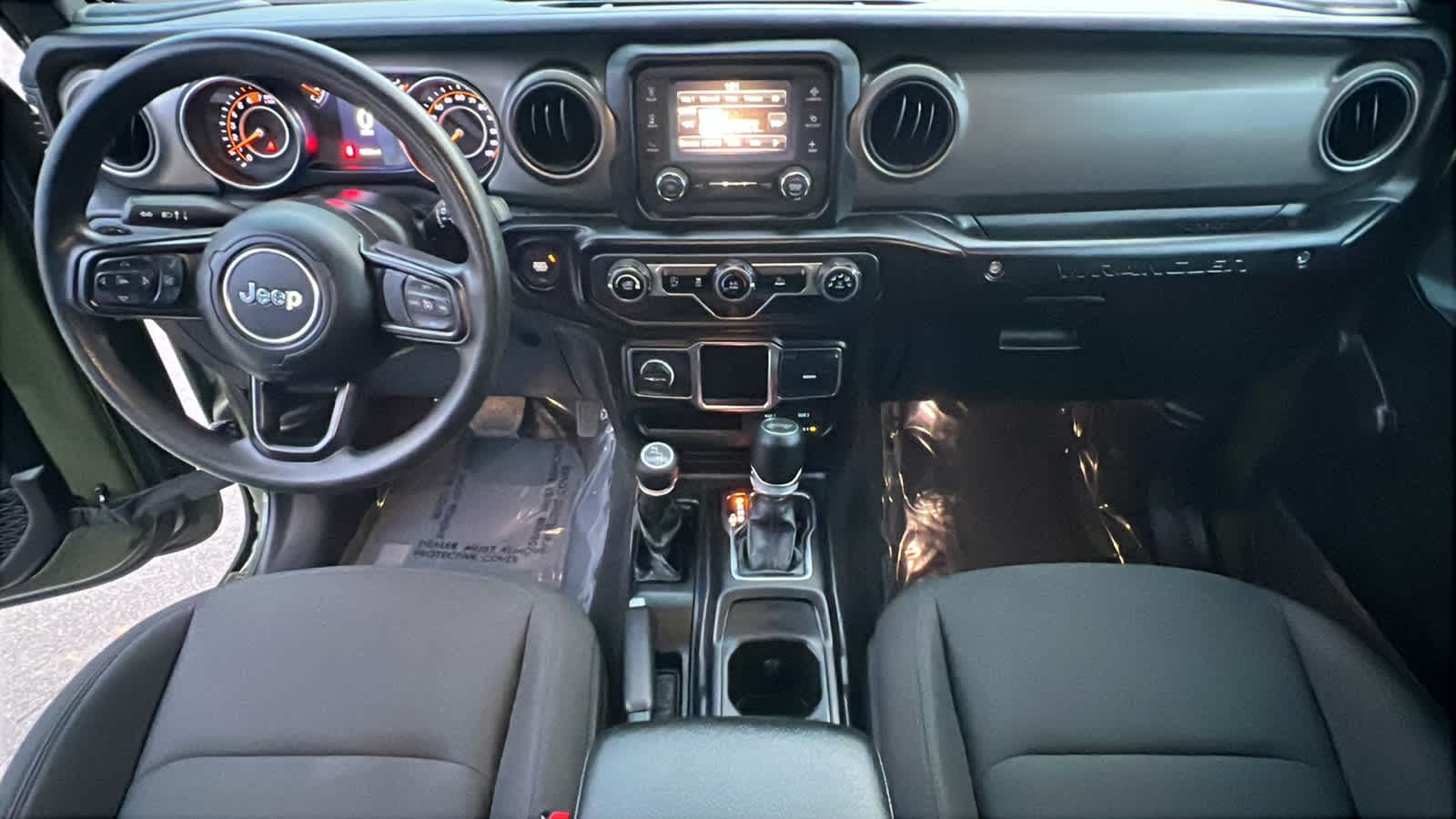 Thumbnail: 2021 Jeep Wrangler - 26