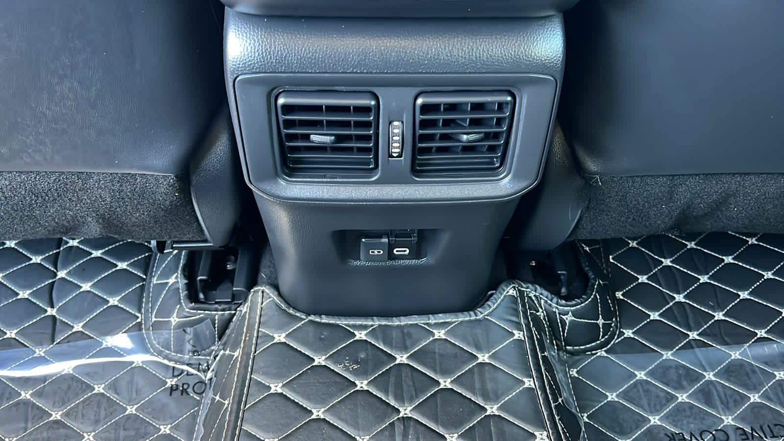 Thumbnail: 2024 Toyota RAV4 - 25