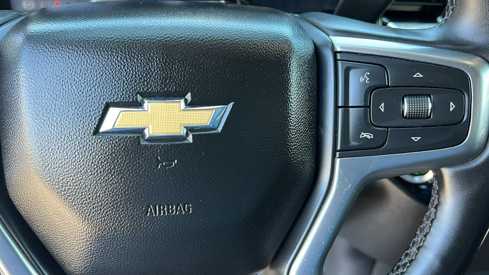Thumbnail: 2025 Chevrolet Silverado 1500 - 20