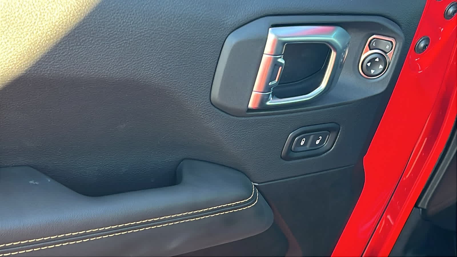 Thumbnail: 2026 Jeep Wrangler - 22