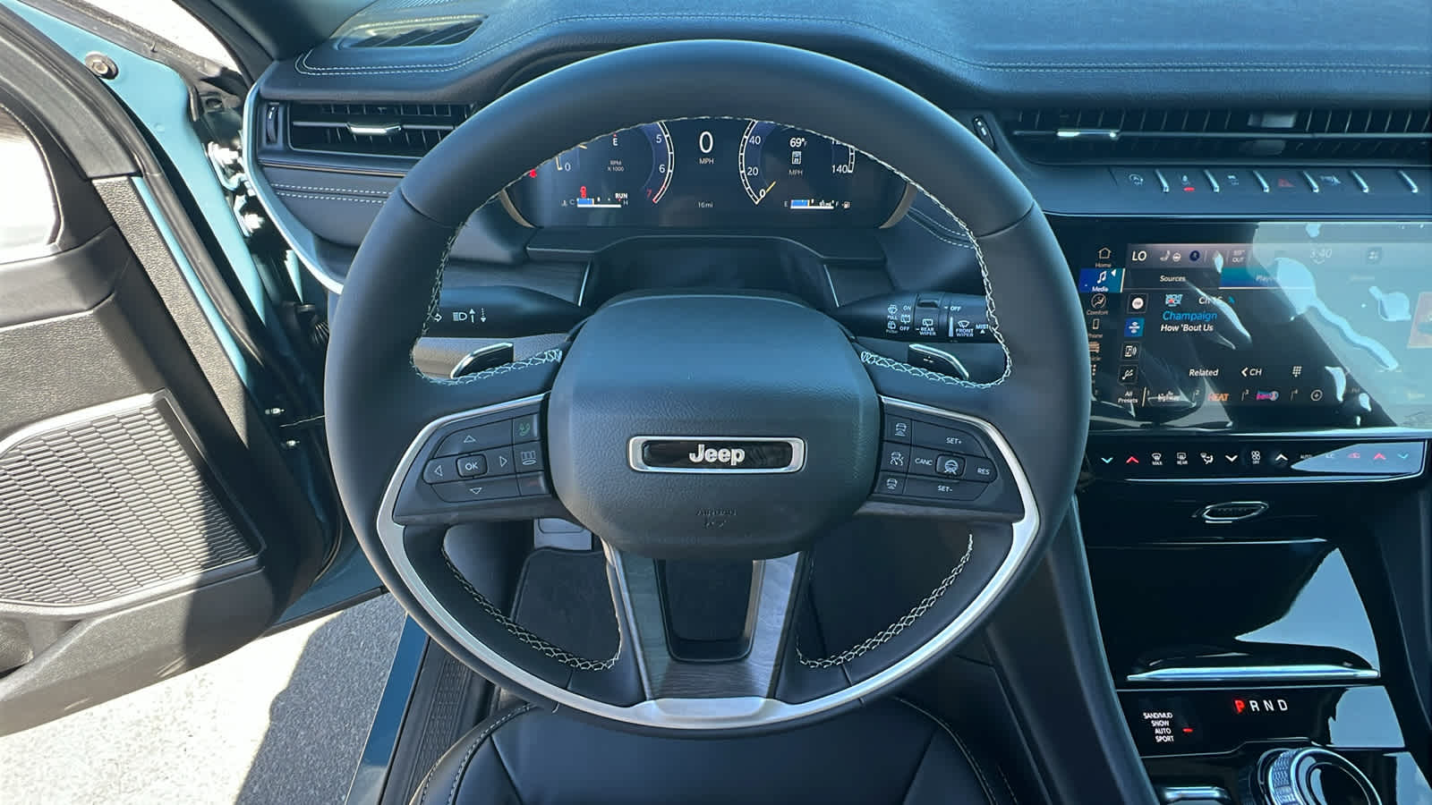 Thumbnail: 2026 Jeep Grand Cherokee - 18
