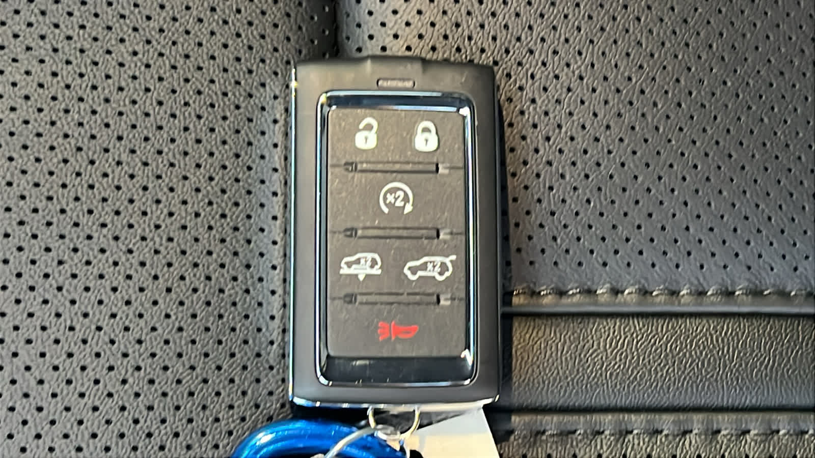 Thumbnail: 2026 Jeep Grand Wagoneer L - 29