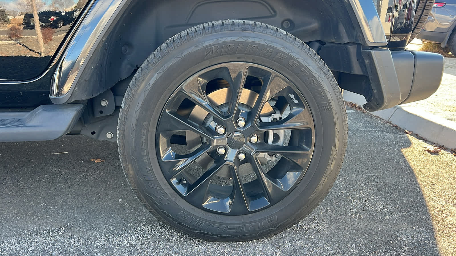 Thumbnail: 2021 Jeep Wrangler - 9