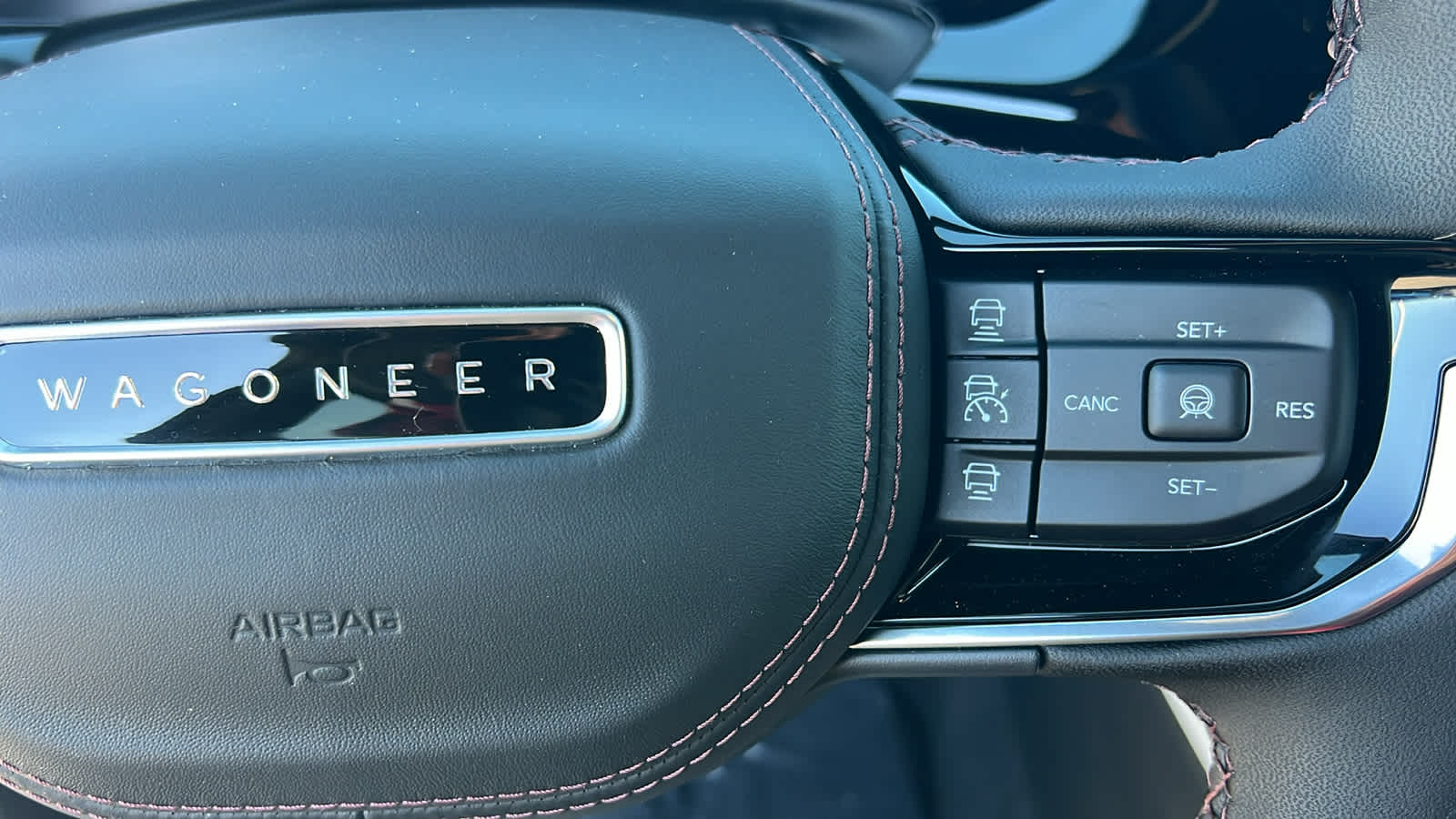 Thumbnail: 2025 Jeep Wagoneer S - 20