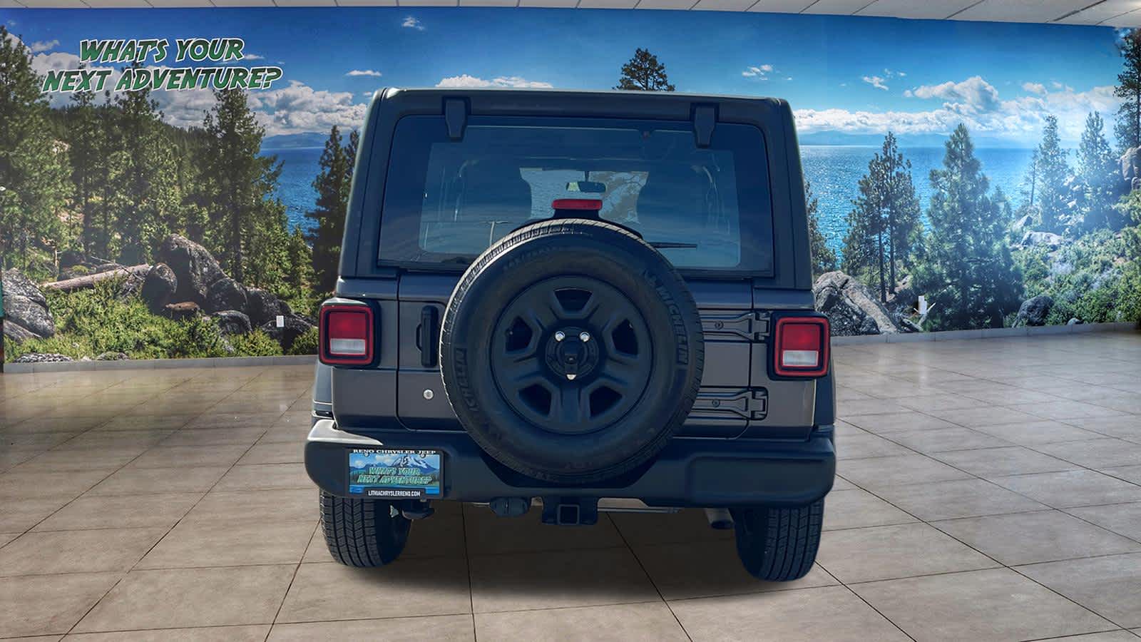 Thumbnail: 2022 Jeep Wrangler - 6