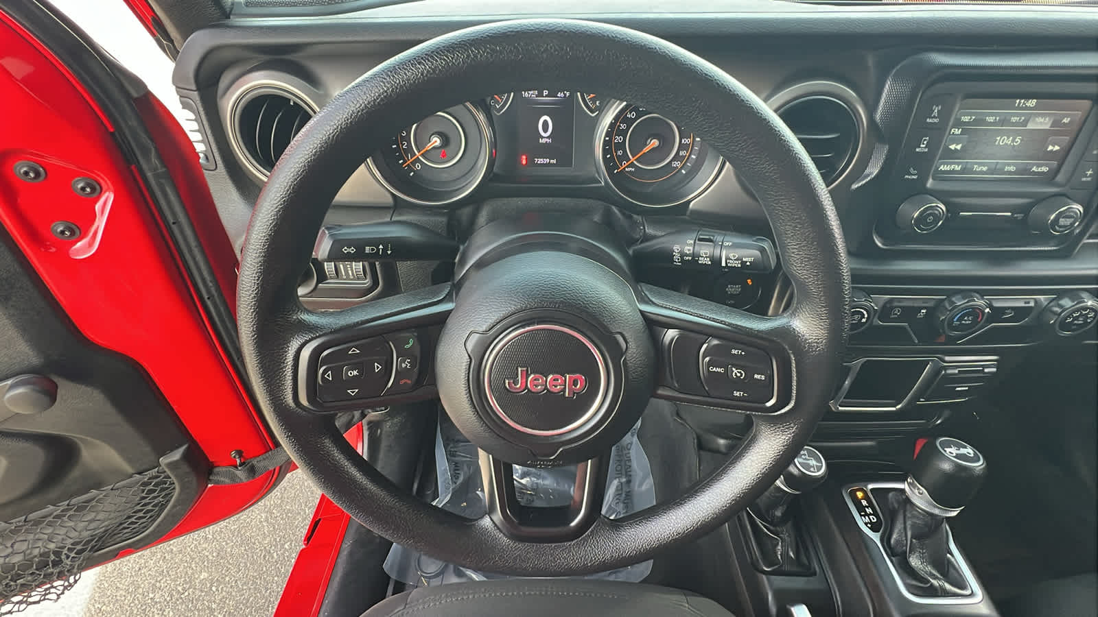 Thumbnail: 2019 Jeep Wrangler - 18