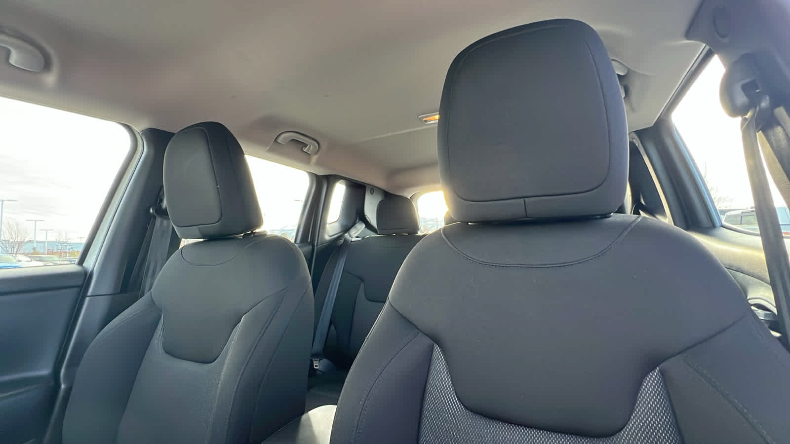 Thumbnail: 2022 Jeep Renegade - 11