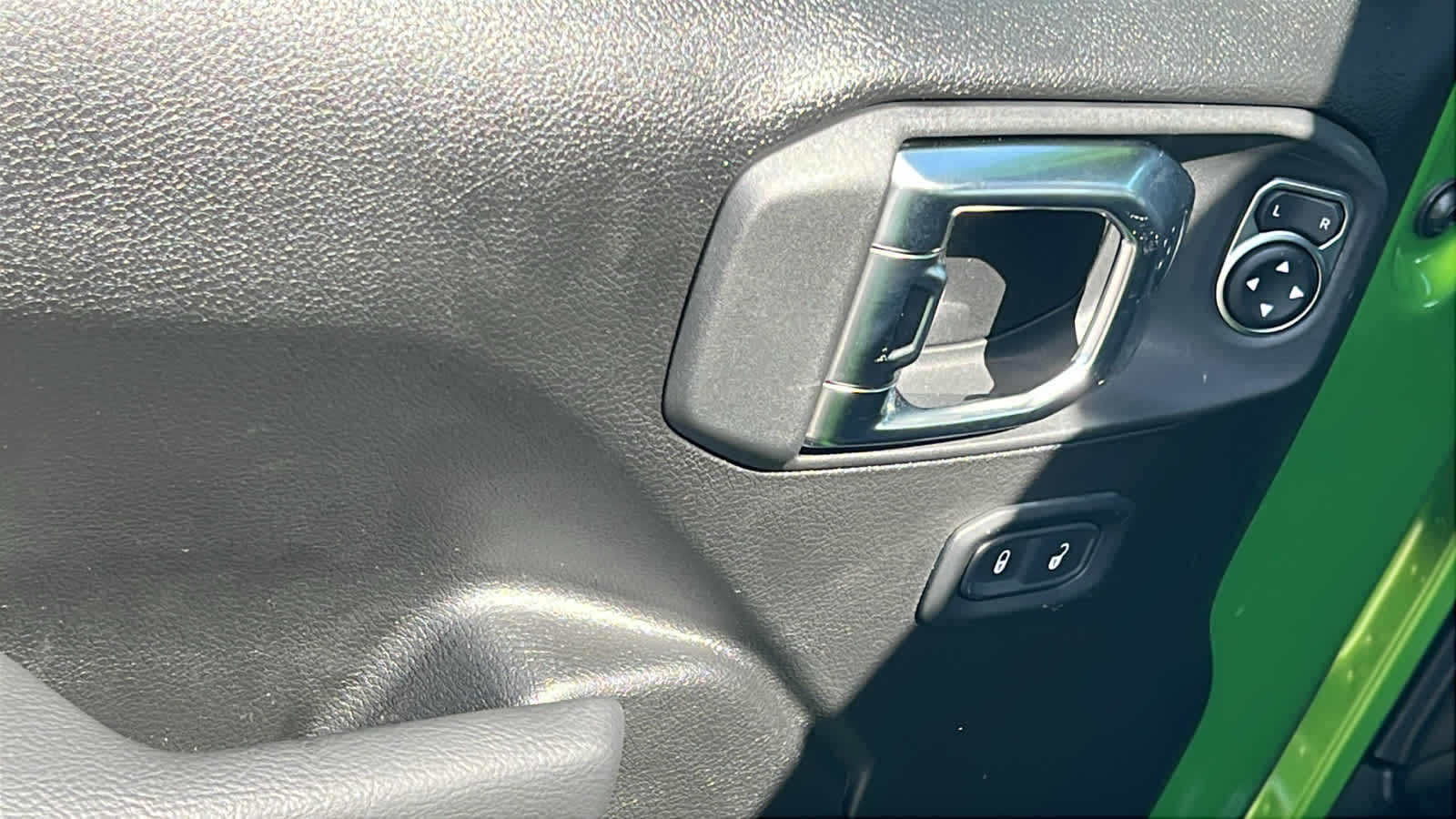 Thumbnail: 2026 Jeep Wrangler - 22