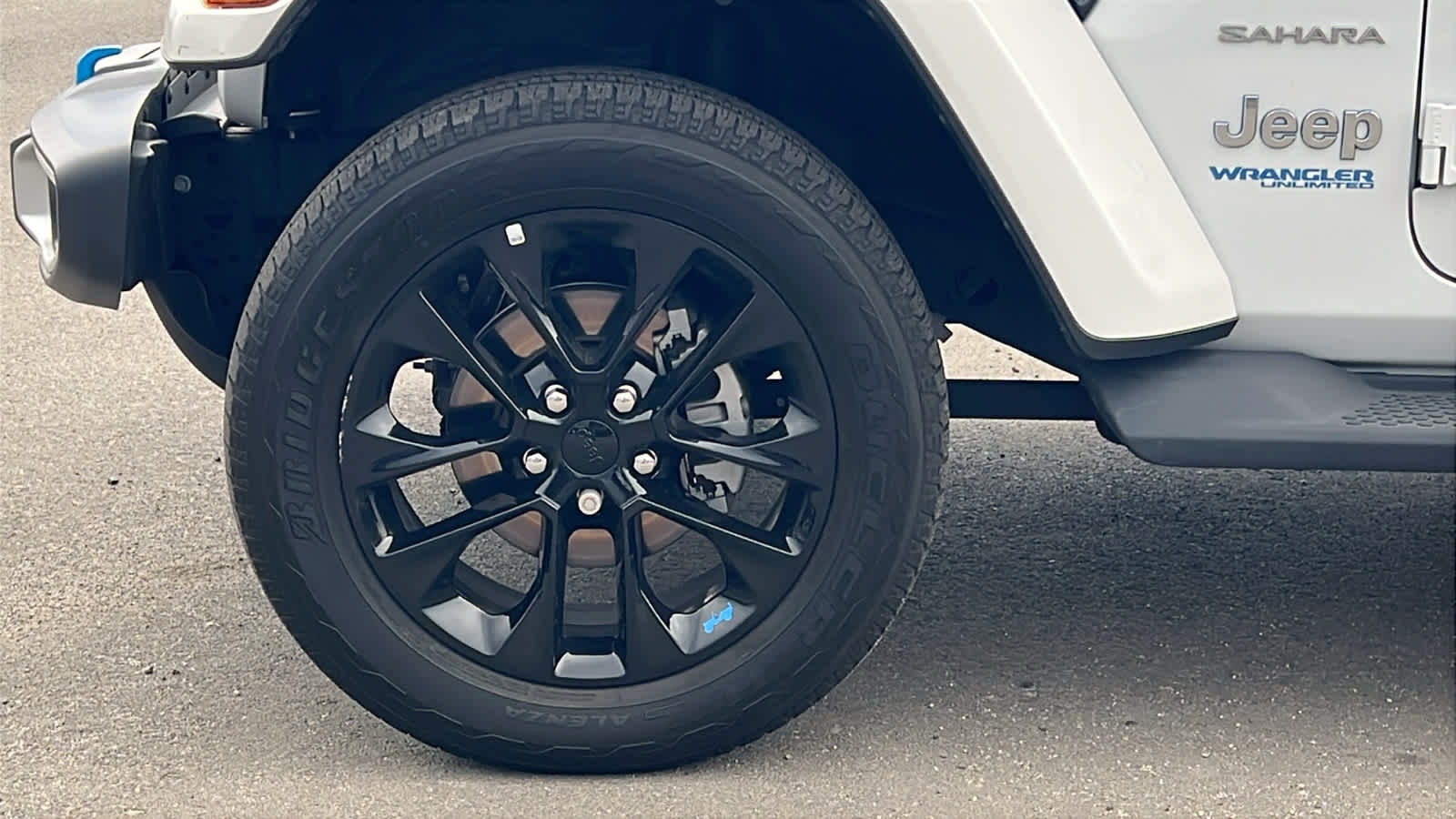 Thumbnail: 2022 Jeep Wrangler - 9