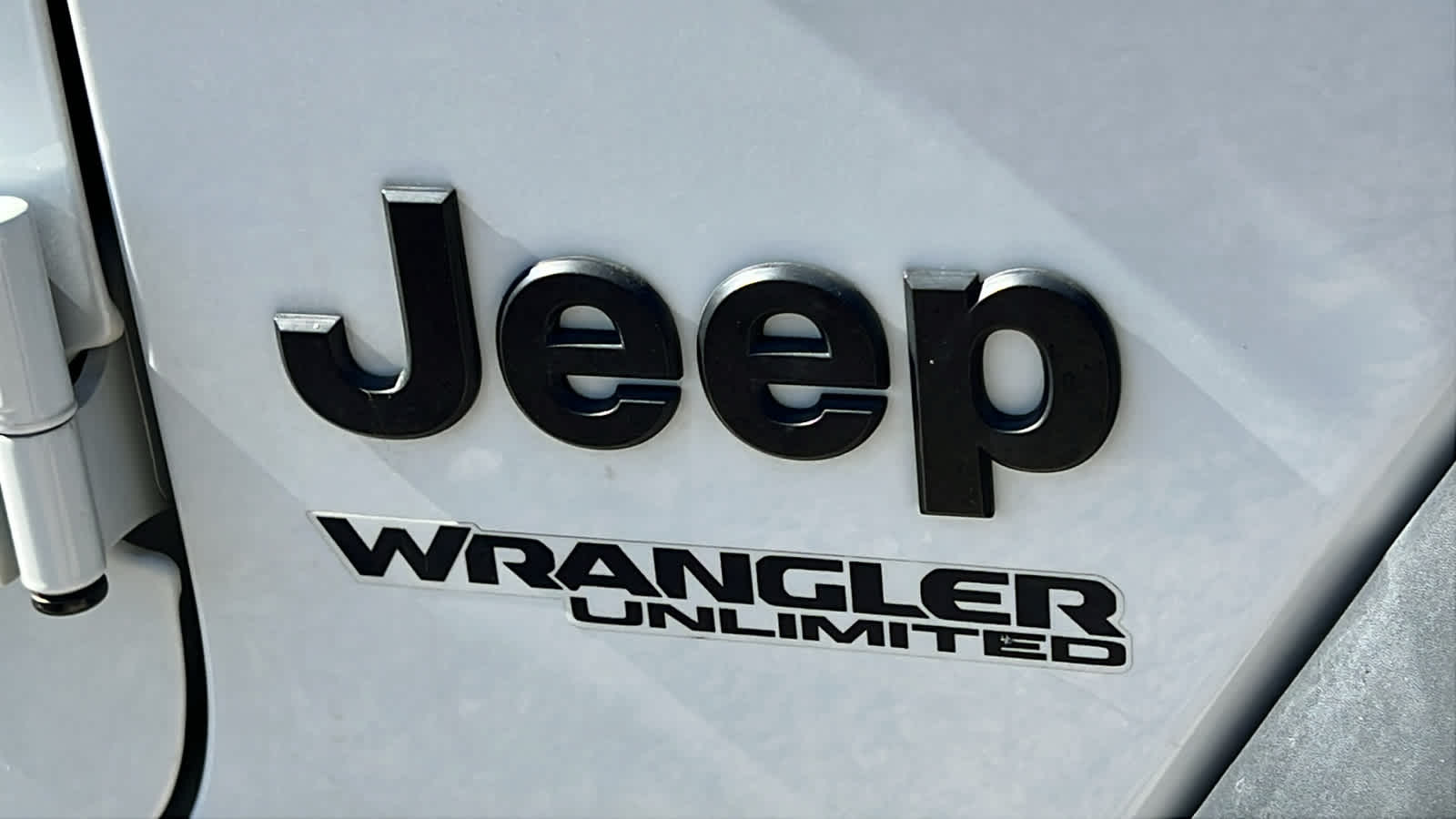 Thumbnail: 2022 Jeep Wrangler - 6