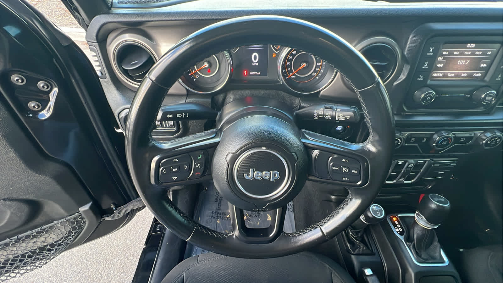 Thumbnail: 2020 Jeep Wrangler - 17