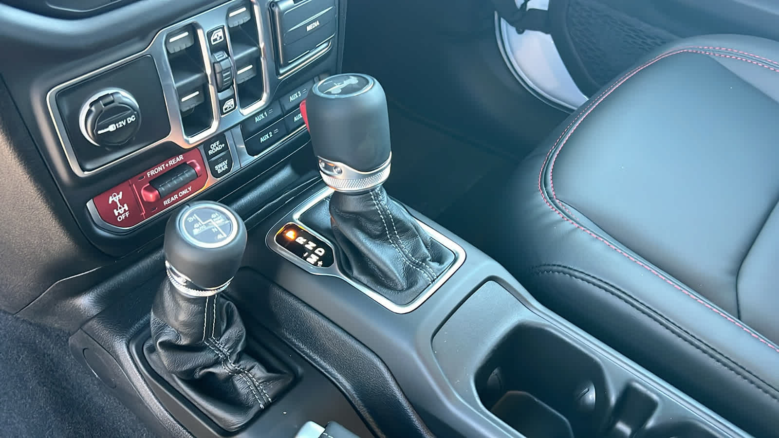 Thumbnail: 2026 Jeep Wrangler - 13