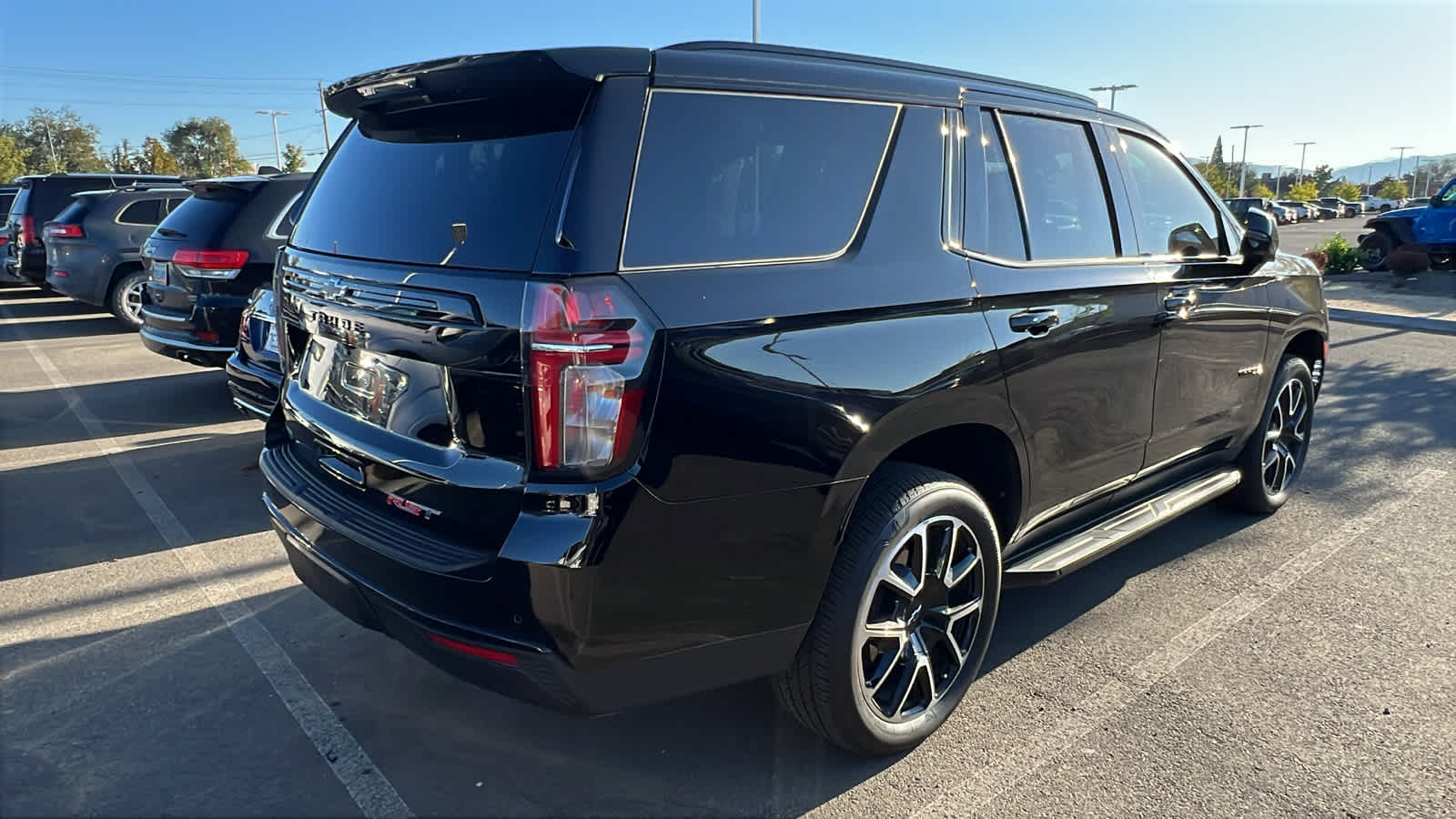 Thumbnail: 2024 Chevrolet Tahoe - 8