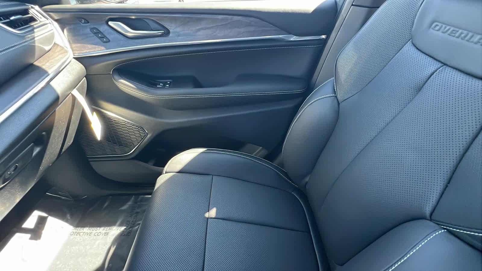 Thumbnail: 2025 Jeep Grand Cherokee - 12