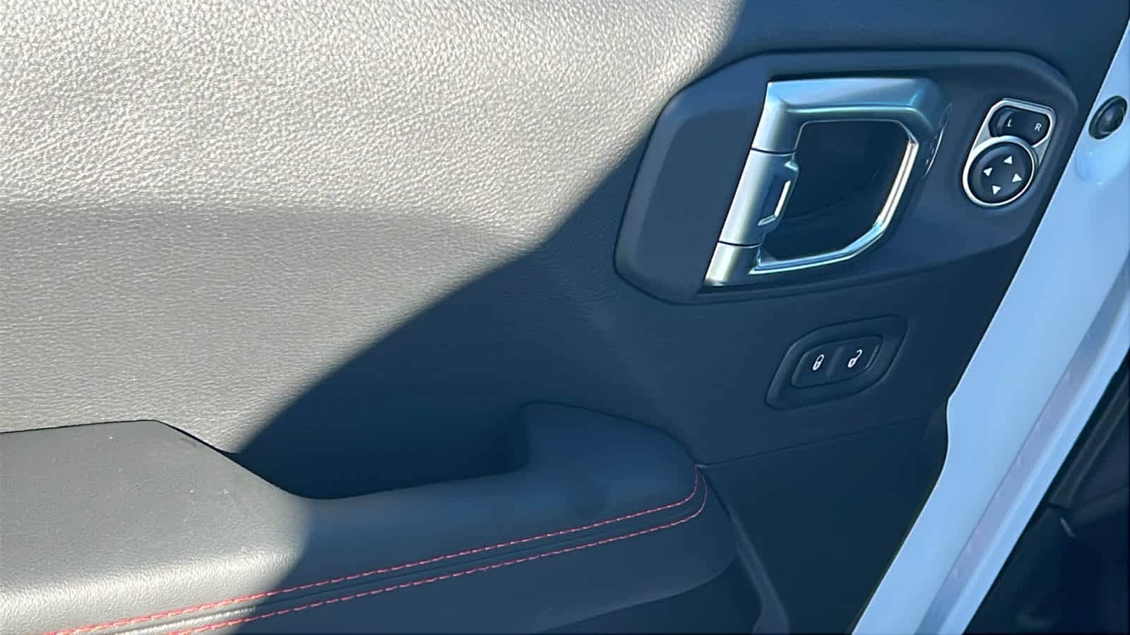 Thumbnail: 2026 Jeep Wrangler - 22