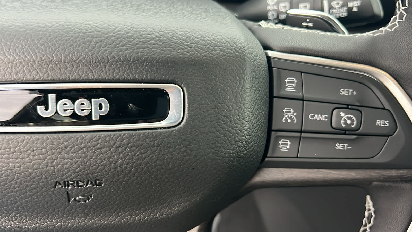 Thumbnail: 2025 Jeep Grand Cherokee - 20