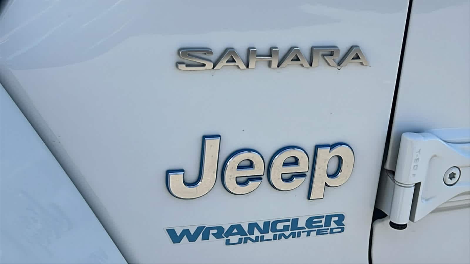 Thumbnail: 2021 Jeep Wrangler - 28
