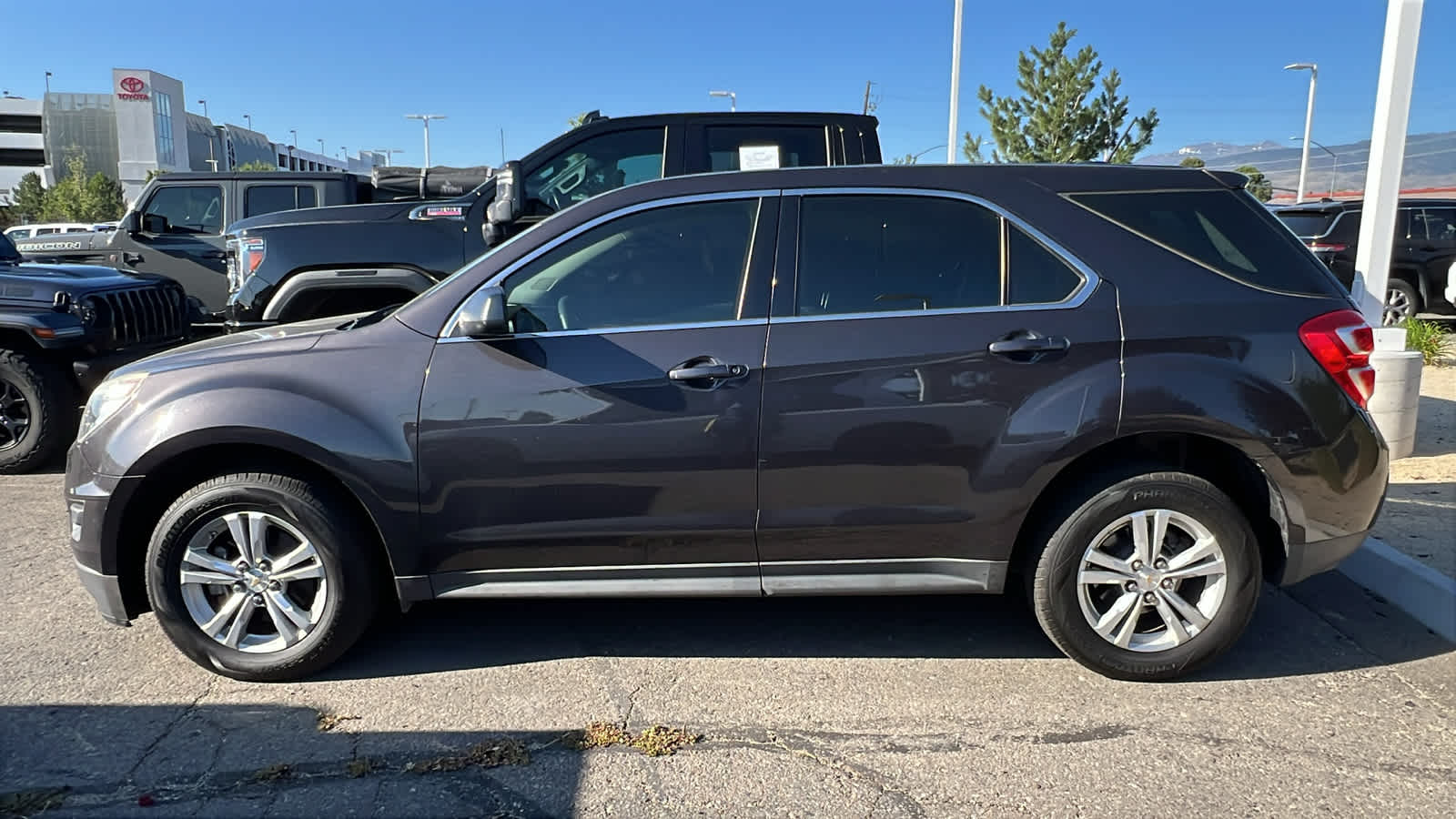 Thumbnail: 2016 Chevrolet Equinox - 6