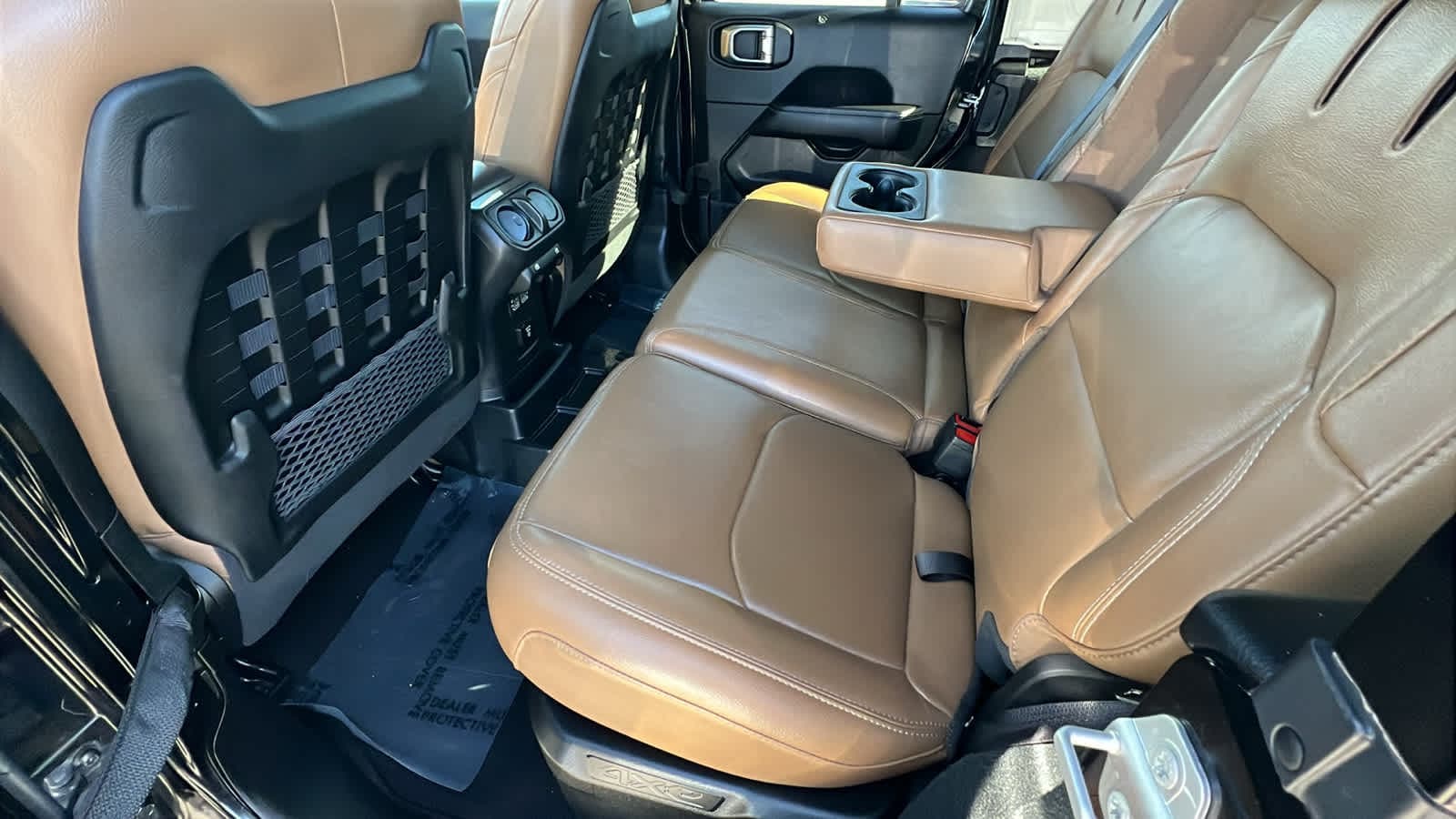 Thumbnail: 2022 Jeep Wrangler - 24