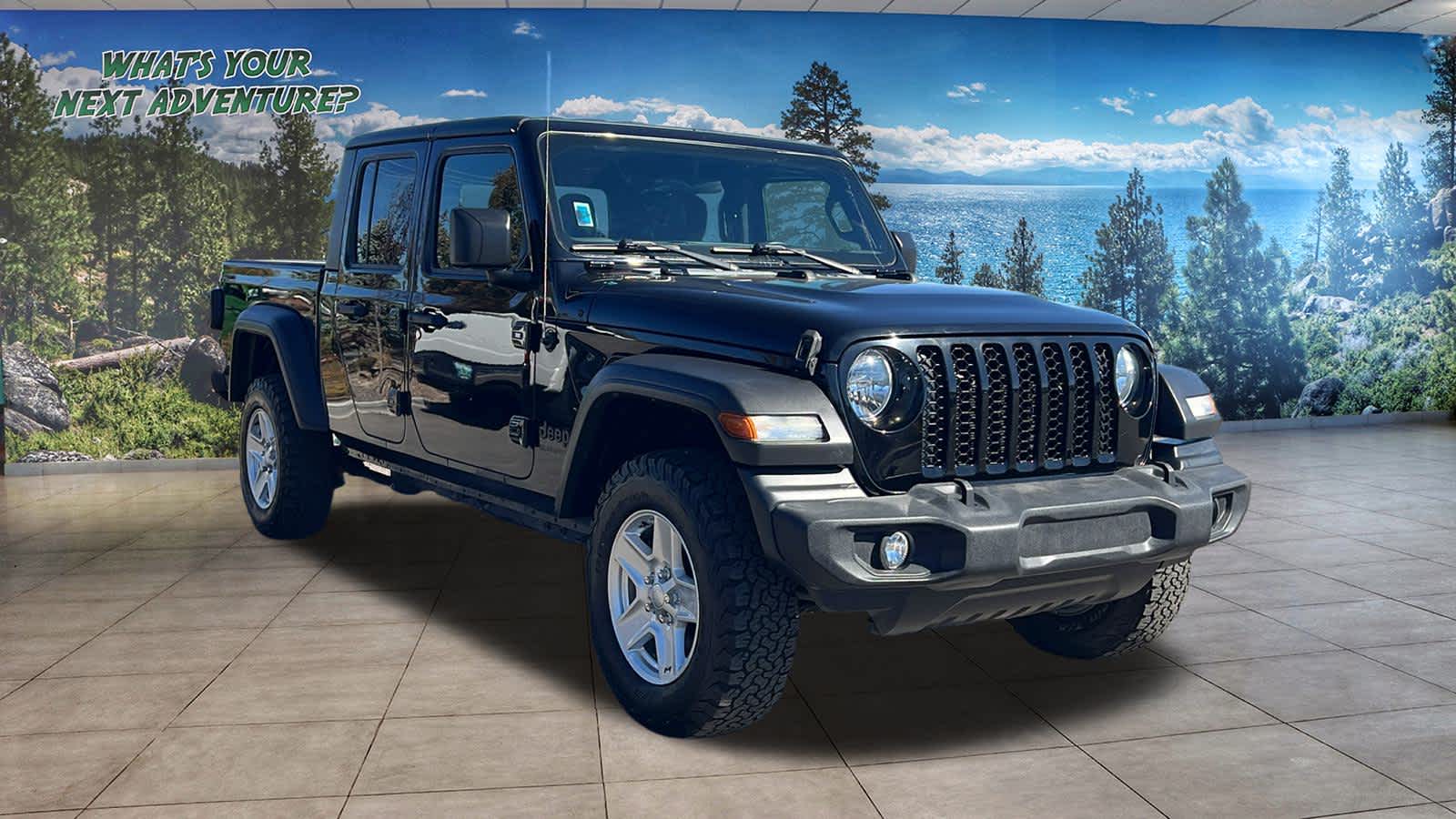 Thumbnail: 2020 Jeep Gladiator - 3