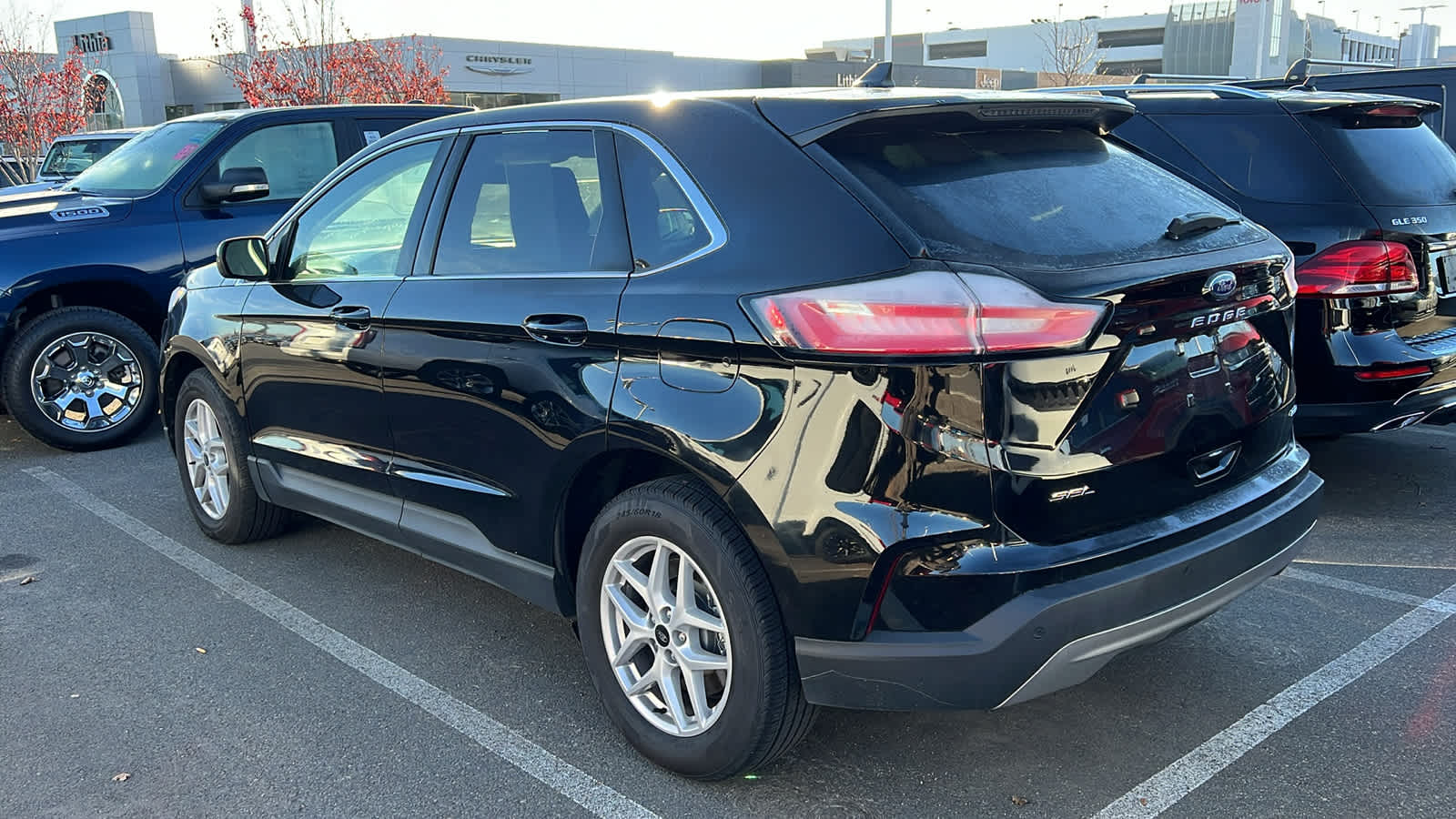 Thumbnail: 2023 Ford Edge - 8