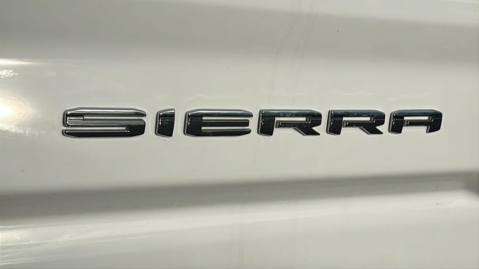 Thumbnail: 2021 GMC Sierra 2500 - 28