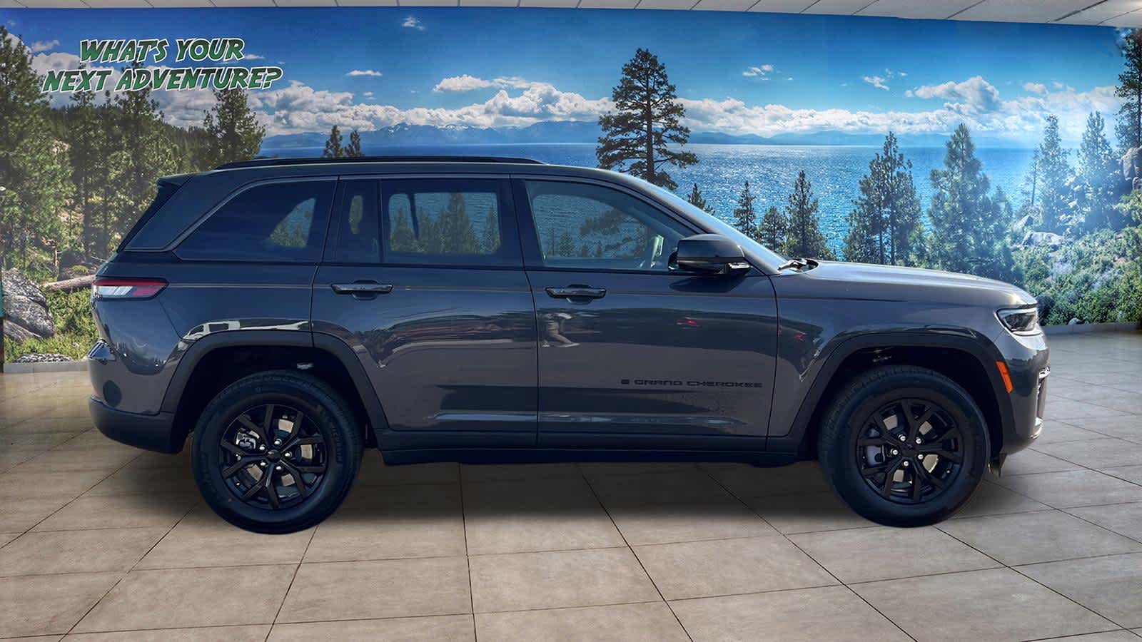 Thumbnail: 2026 Jeep Grand Cherokee - 4