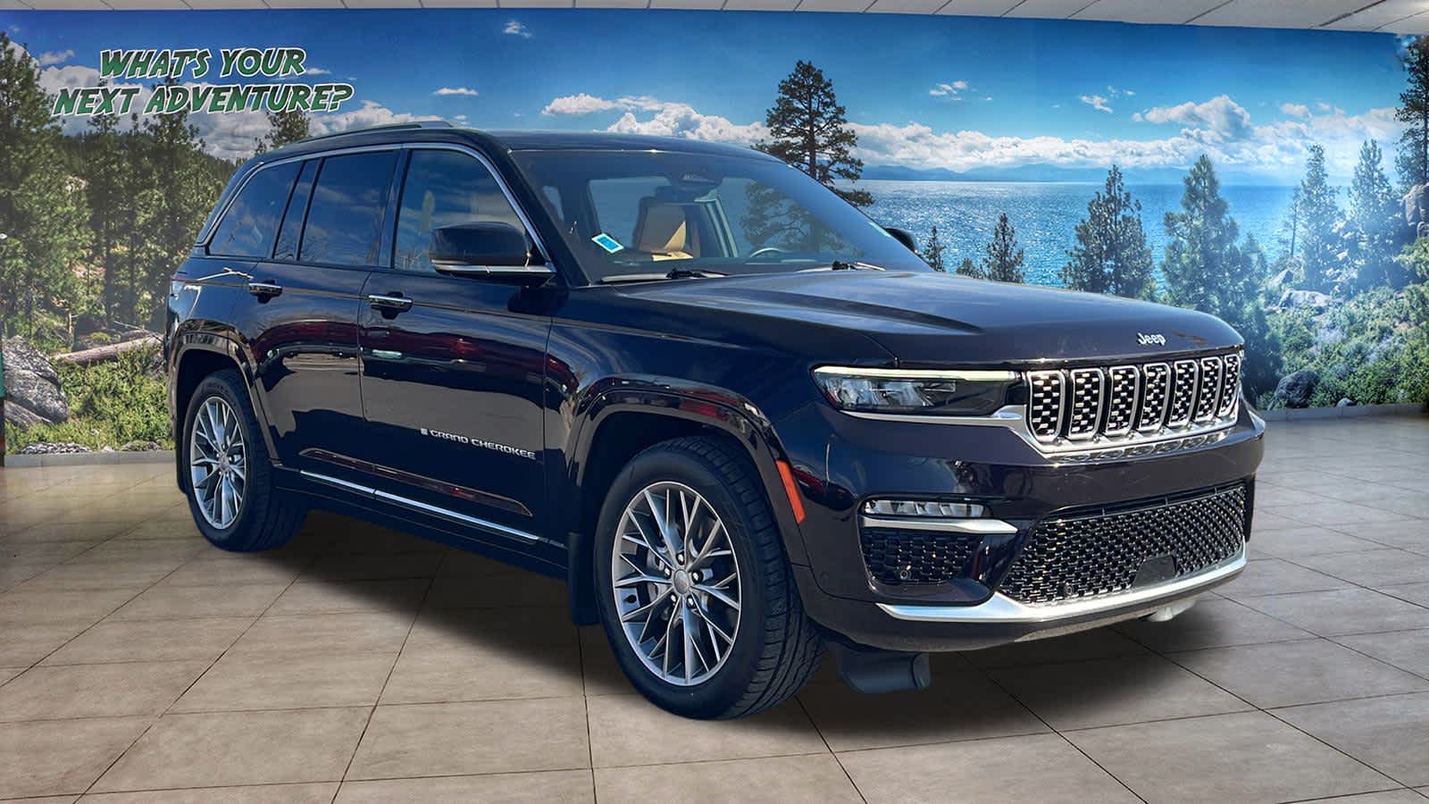 Thumbnail: 2022 Jeep Grand Cherokee - 3