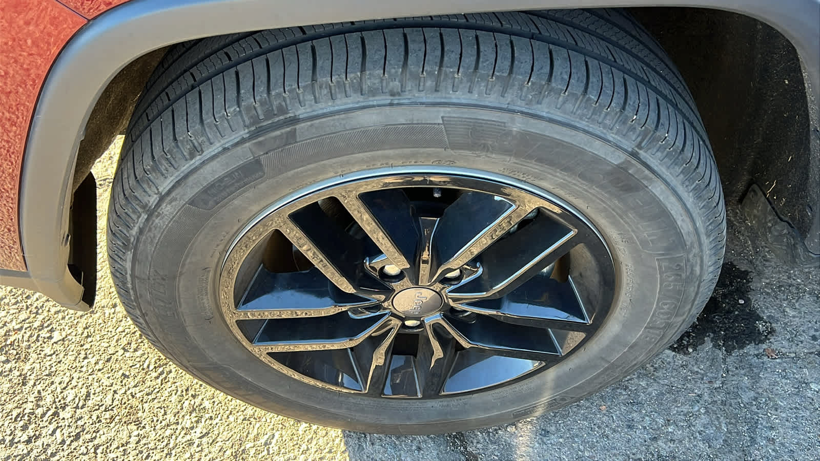 Thumbnail: 2019 Jeep Grand Cherokee - 4