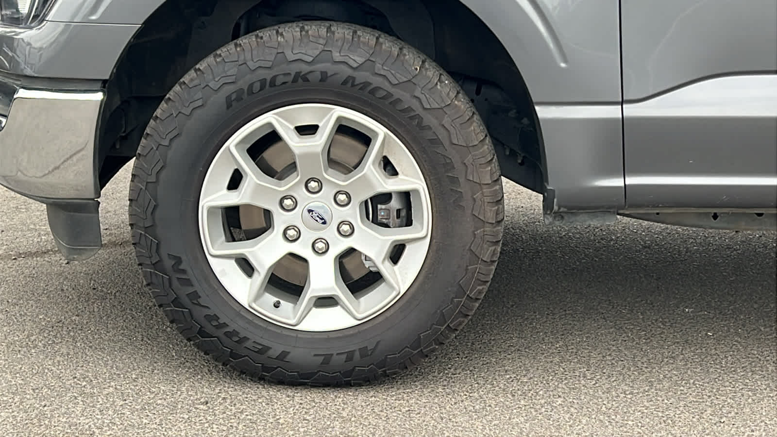 2023 Ford F-150 XLT - Photo 9