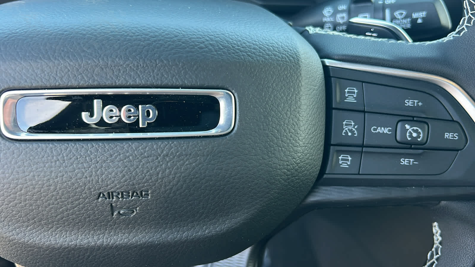 Thumbnail: 2026 Jeep Grand Cherokee - 20