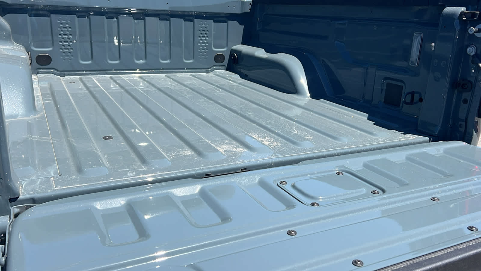 Thumbnail: 2026 Jeep Gladiator - 27