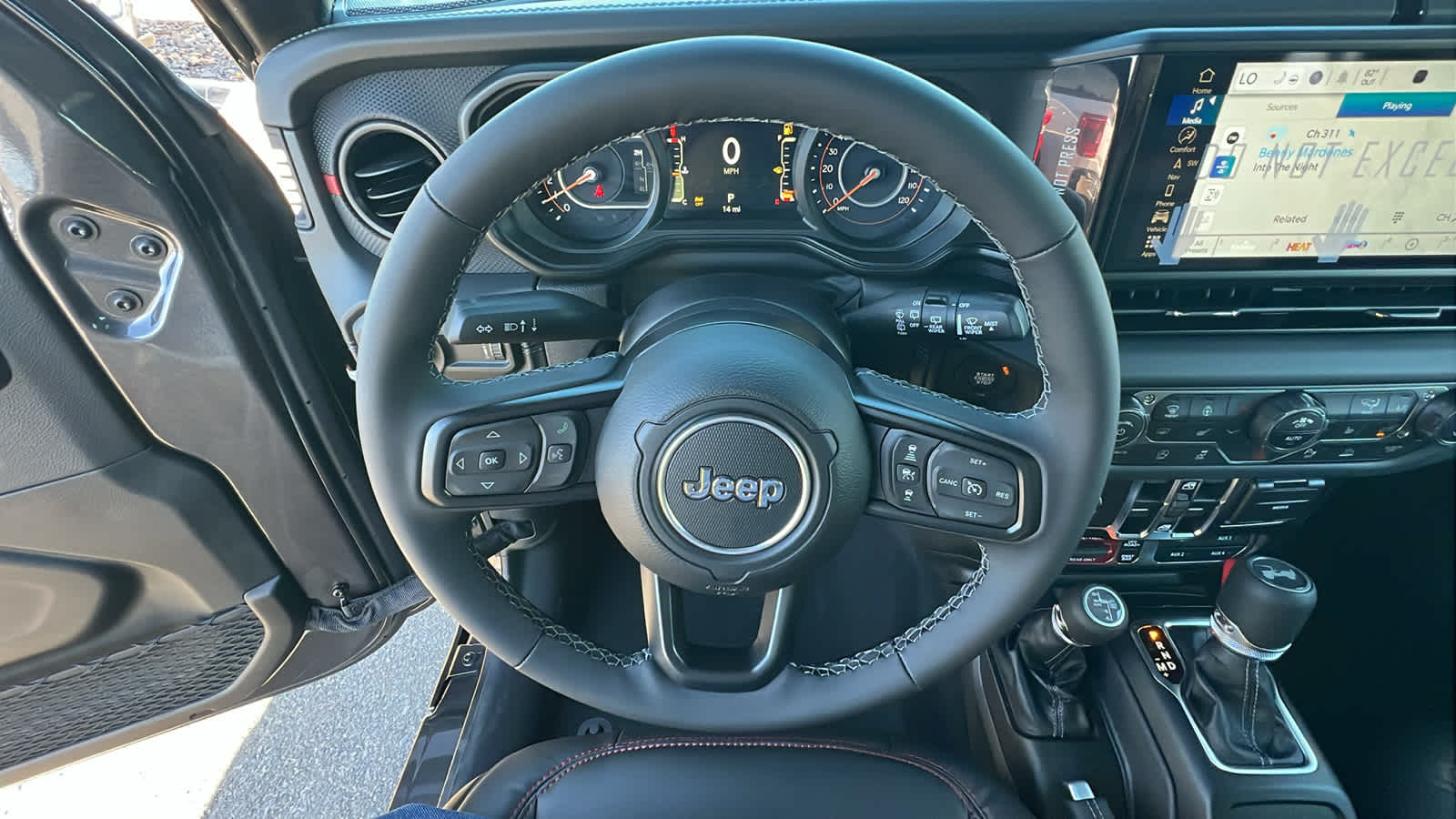 Thumbnail: 2026 Jeep Wrangler - 18