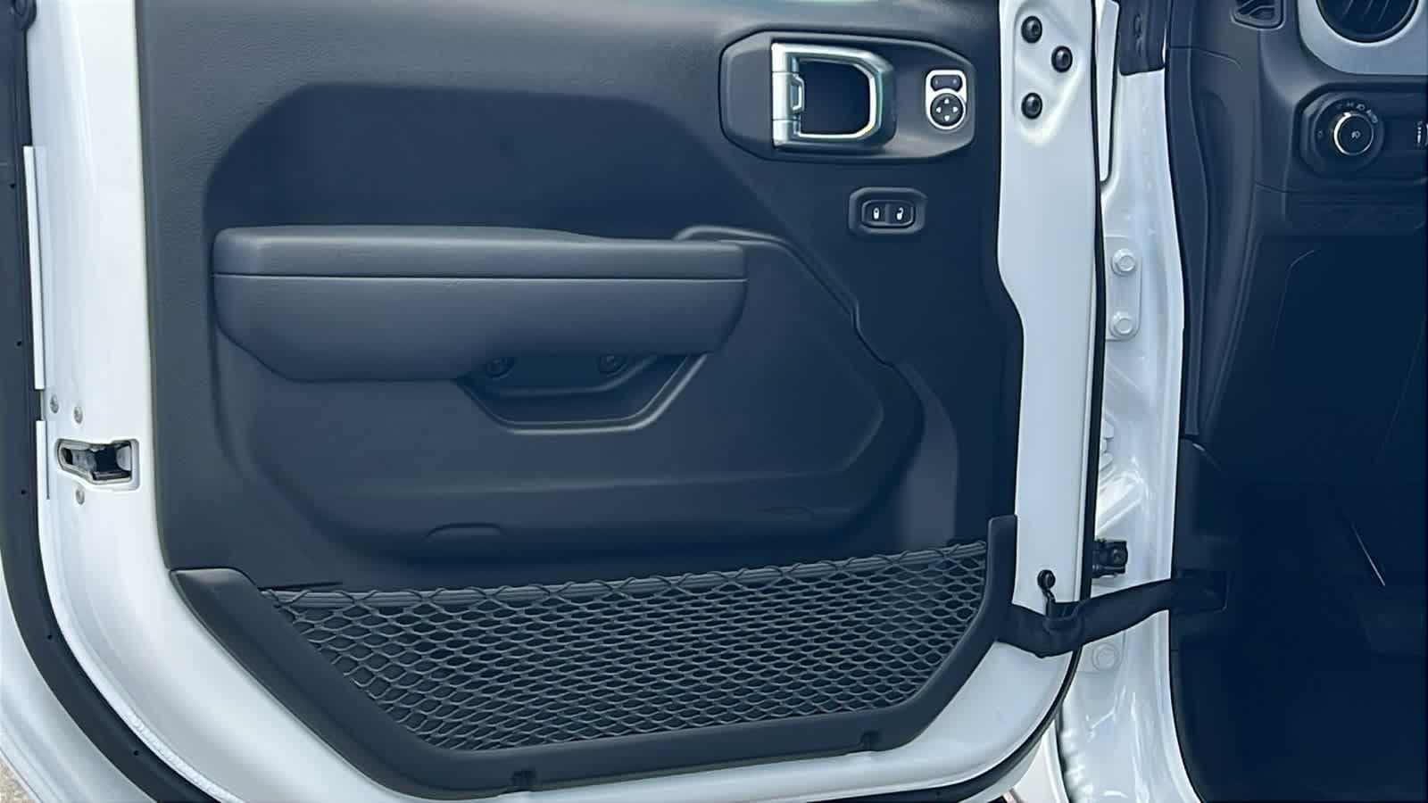 Thumbnail: 2026 Jeep Wrangler - 23