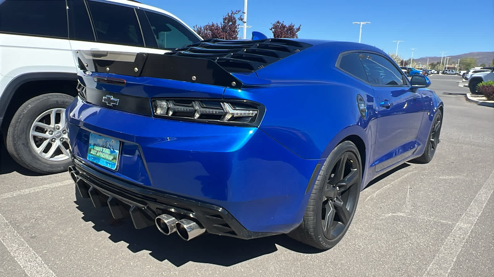 Thumbnail: 2018 Chevrolet Camaro - 6