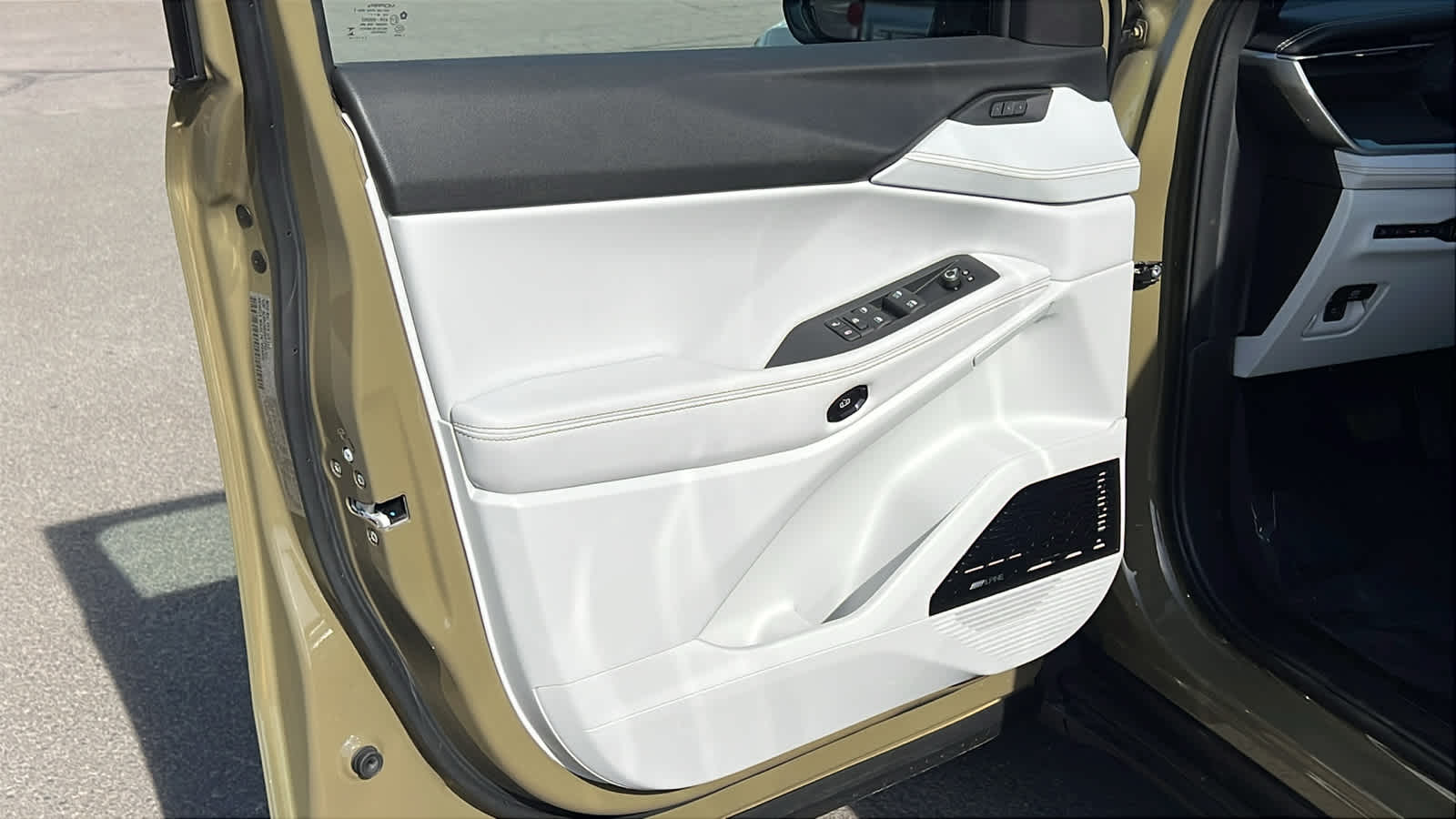 Thumbnail: 2026 Jeep Cherokee - 23