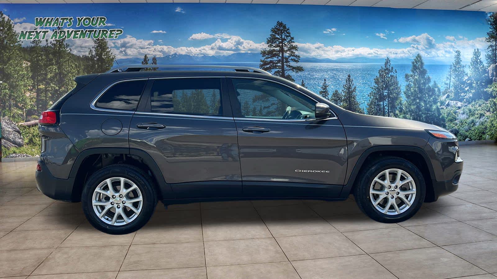 Thumbnail: 2015 Jeep Cherokee - 4