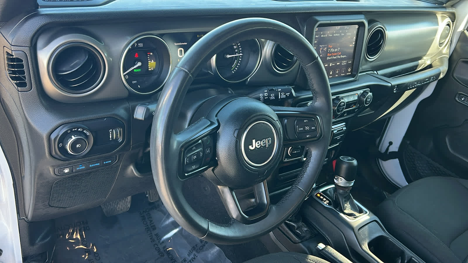 Thumbnail: 2023 Jeep Wrangler - 10