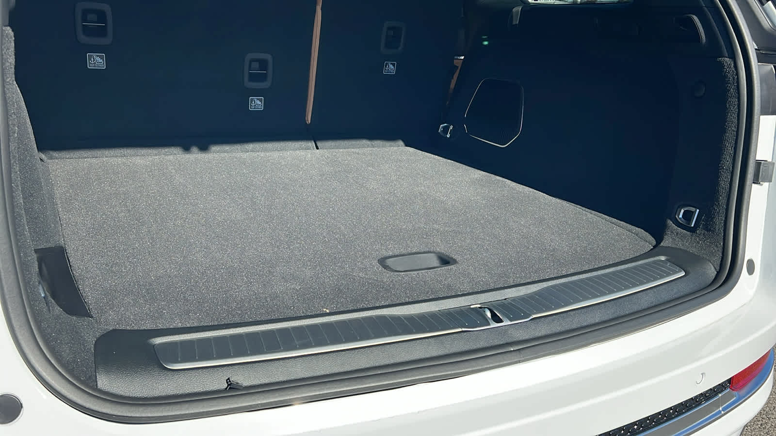 Thumbnail: 2025 Jeep Grand Cherokee - 27