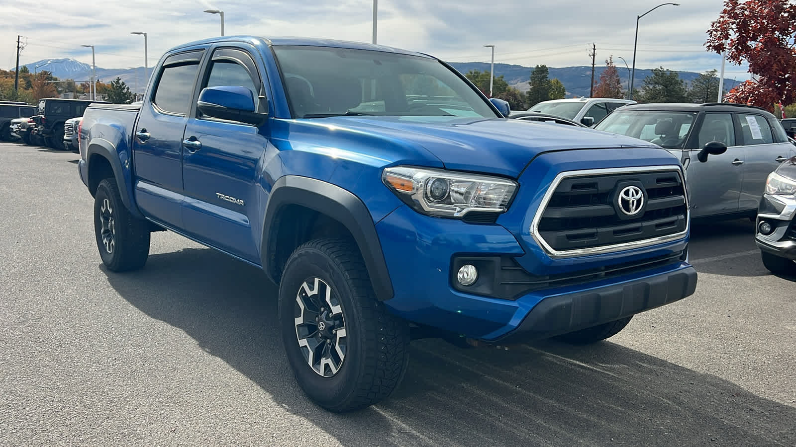 2016 Toyota Tacoma TRD photo 3