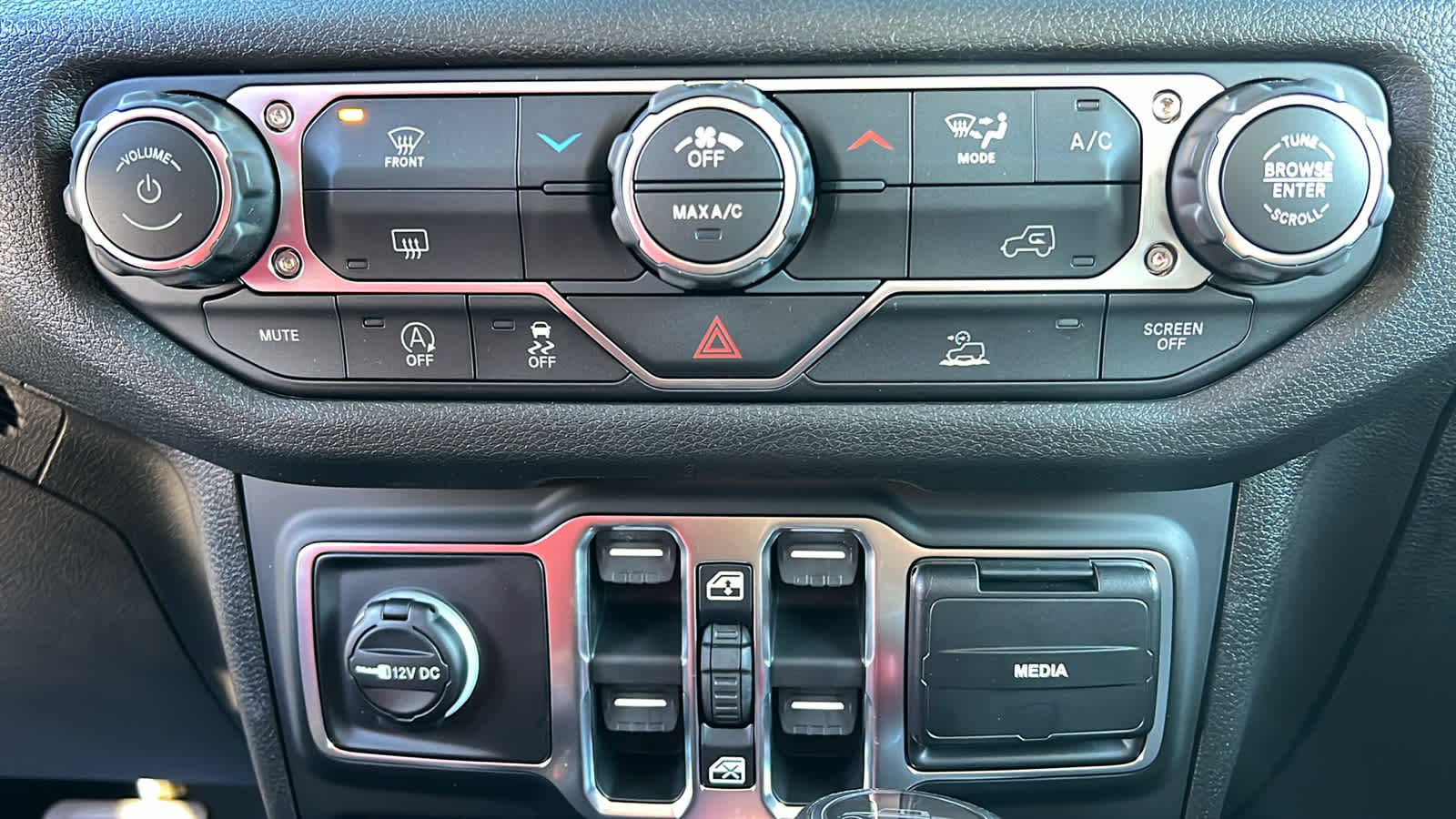 Thumbnail: 2026 Jeep Gladiator - 14