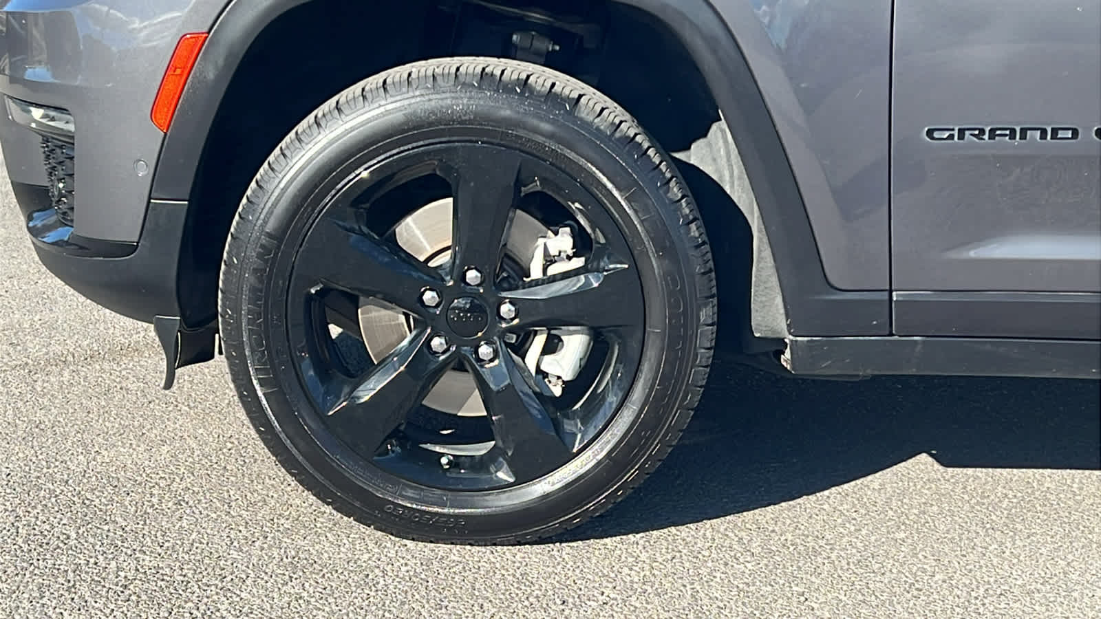 Thumbnail: 2023 Jeep Grand Cherokee - 9