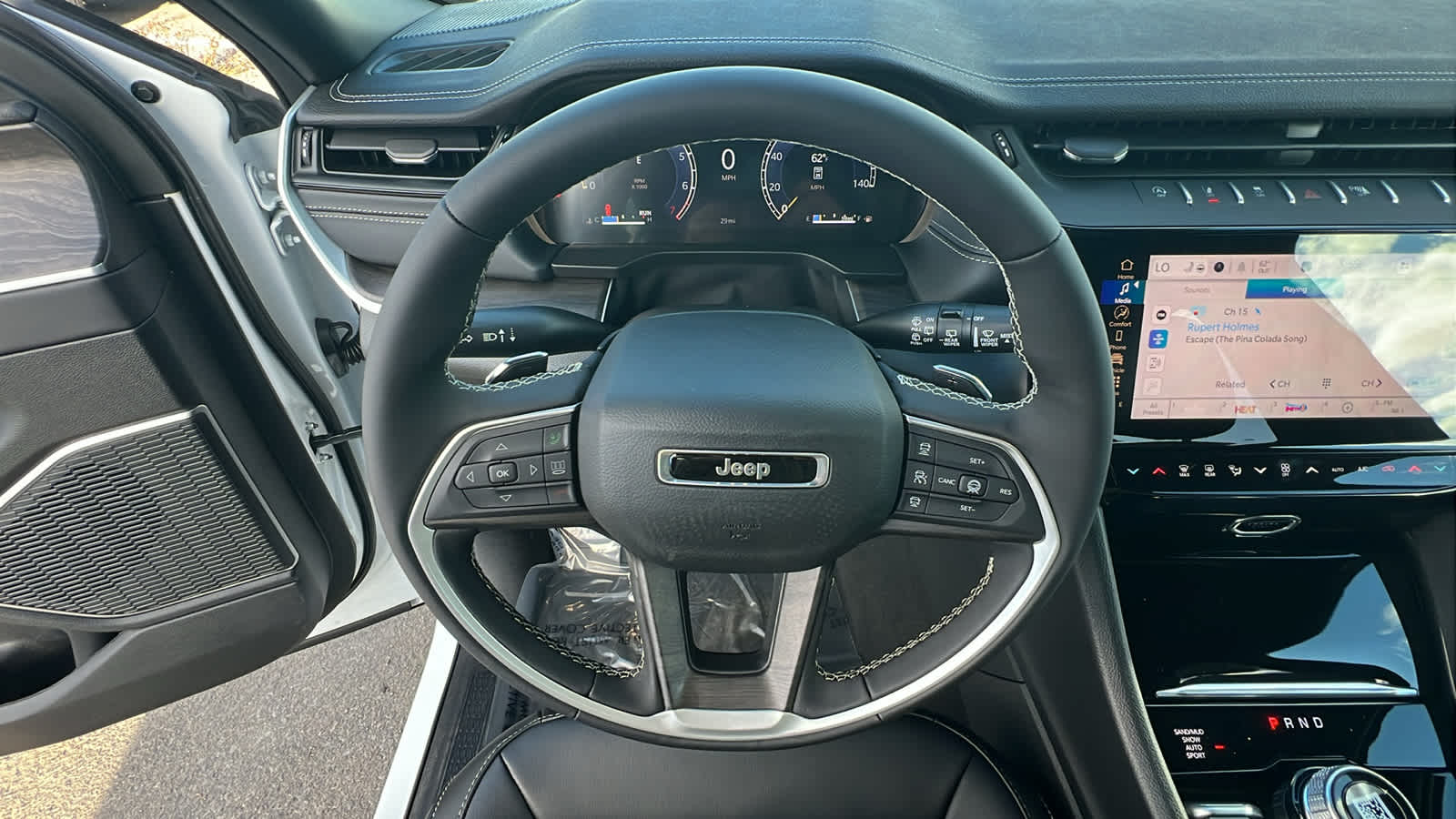 Thumbnail: 2026 Jeep Grand Cherokee L - 18